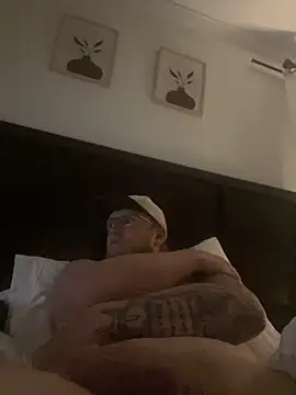 Snapshot of tcadle1824 chatting on 24, 3, 2026 tcadle1824 online show from 24, 3, 2026