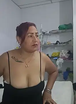 Snapshot of Abigail_BigTits chatting on 2, 10, 2025 Abigail BigTits online show from 2, 10, 2025