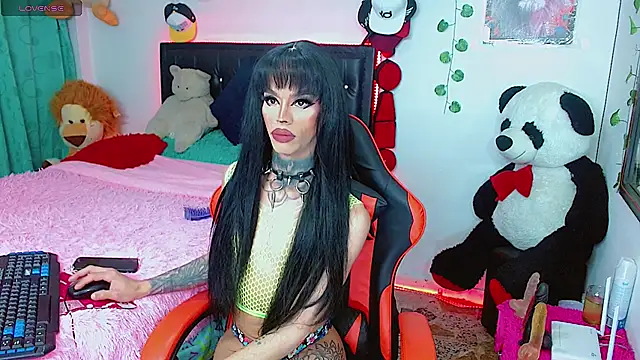 Alextwink online show from 4, 12, 2025