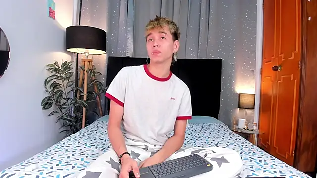 Brian-Ausslos online show from 5, 2, 2025