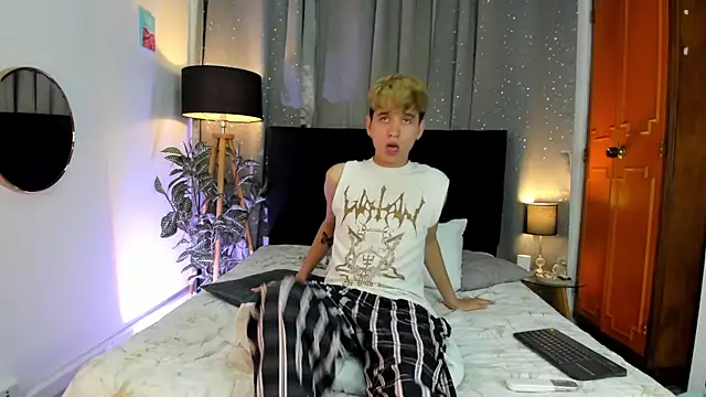 Brian-Ausslos online show from 17, 2, 2025