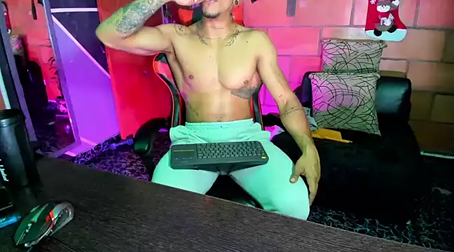 Adam Valenciia online show from 11, 2, 2025