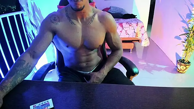 Adam Valenciia online show from 25, 10, 2025