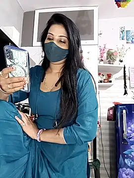 Best-Couple online show from 10, 11, 2025