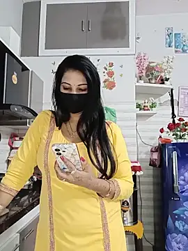 Snapshot of Best-Couple chatting on 28, 5, 2026 Best-Couple online show from 28, 5, 2026