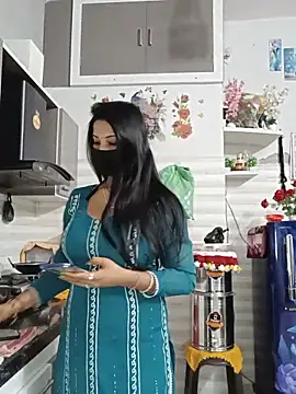 Snapshot of Best-Couple chatting on 22, 6, 2026 Best-Couple online show from 22, 6, 2026