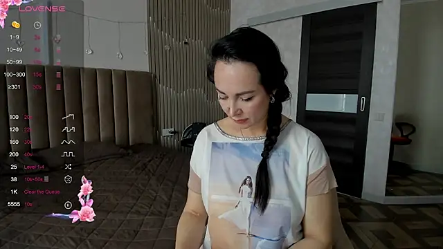 Monica Weiss online show from 15, 2, 2026