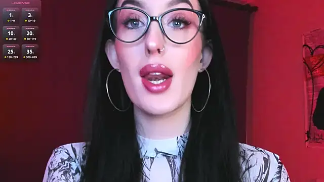 Snapshot of Miss_Alice__ chatting on 16, 2, 2025 Miss Alice   online show from 16, 2, 2025