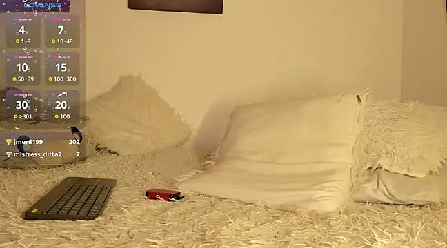 Snapshot of Henophiid chatting on 15, 1, 2025 Henophiid online show from 15, 1, 2025