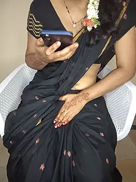 Snapshot of lovelygirl4567 chatting on 30, 7, 2026 lovelygirl4567 online show from 30, 7, 2026