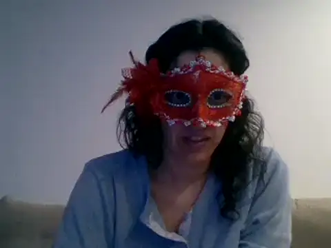 Snapshot of couple-tuga chatting on 12, 2, 2025 couple-tuga online show from 12, 2, 2025