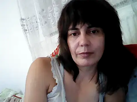 Snapshot of Amalia_Cori chatting on 31, 12, 2024 Amalia Cori online show from 31, 12, 2024