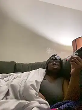 Snapshot of DamnBubbles chatting on 21, 1, 2025 DamnBubbles online show from 21, 1, 2025