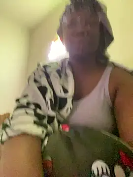 Snapshot of DamnBubbles chatting on 8, 2, 2026 DamnBubbles online show from 8, 2, 2026