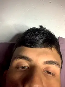 gabrielzinnnn085 online show from 17, 9, 2025