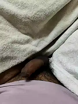 Snapshot of dreamers_dick chatting on 7, 1, 2025 dreamers dick online show from 7, 1, 2025