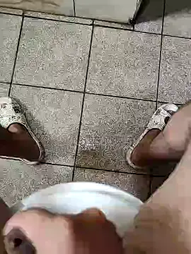 Snapshot of dreamers_dick chatting on 15, 1, 2025 dreamers dick online show from 15, 1, 2025