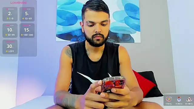 Snapshot of Emilio_Wolf chatting on 12, 2, 2025 Emilio Wolf online show from 12, 2, 2025