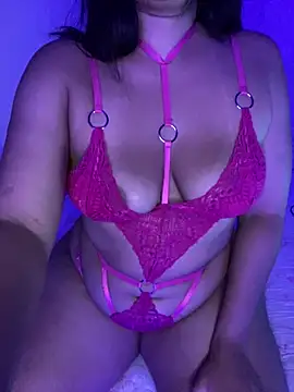 julianabun online show from 8, 1, 2025