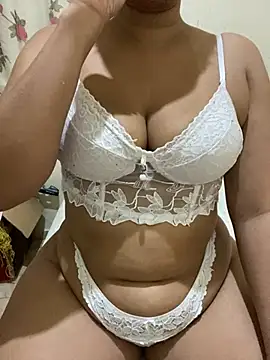 julianabun online show from 21, 1, 2025