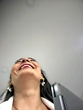 BELLA--26 online show from 14, 12, 2025