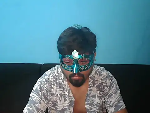 Snapshot of Desi_Heat chatting on 19, 4, 2026 Desi Heat online show from 19, 4, 2026