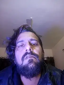 MAGNETICDADDY8 online show from 3, 1, 2025