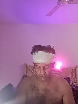 MAGNETICDADDY8 online show from 14, 3, 2025