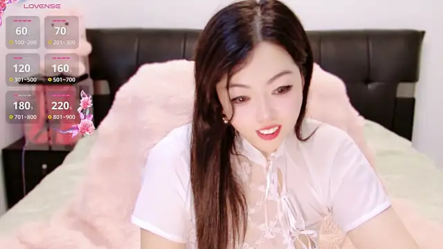 Snapshot of Mi--Manchi chatting on 23, 6, 2026 Mi--Manchi online show from 23, 6, 2026