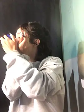 NickiYoung online show from 10, 1, 2025