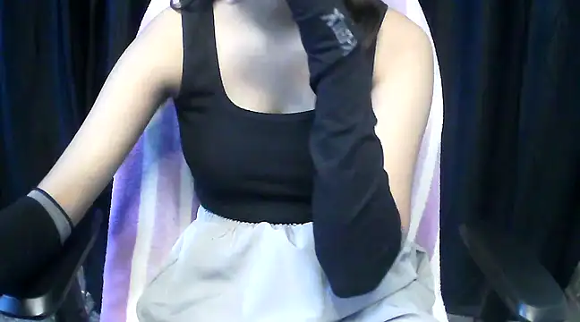 Snapshot of hot-niti chatting on 21, 2, 2025 hot-niti online show from 21, 2, 2025