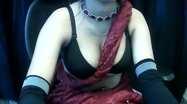 Snapshot of hot-niti chatting on 24, 2, 2025 hot-niti online show from 24, 2, 2025