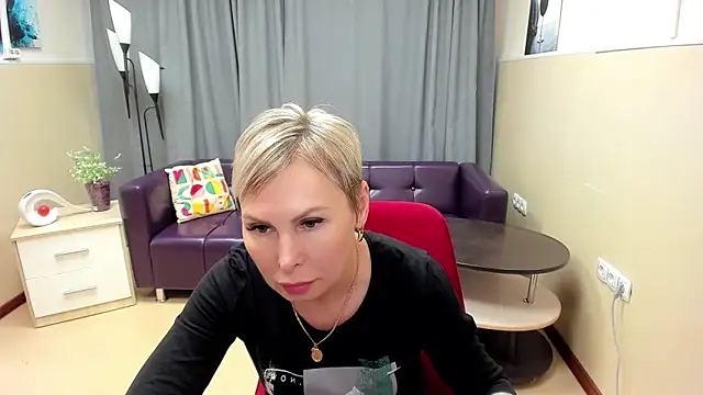 Hot stuff6 online show from 8, 1, 2025