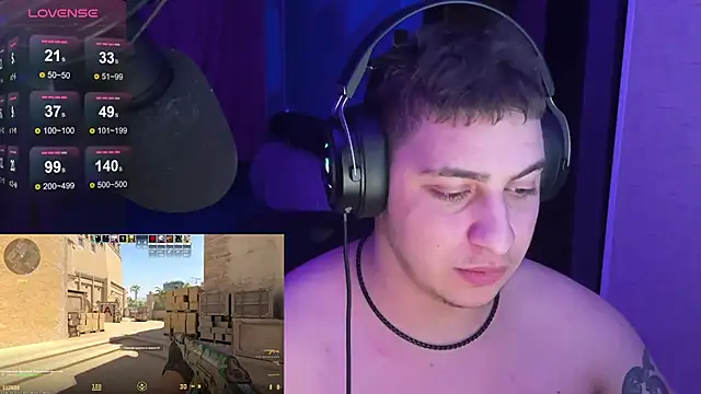 Snapshot of niklix1 chatting on 4, 1, 2025 niklix1 online show from 4, 1, 2025