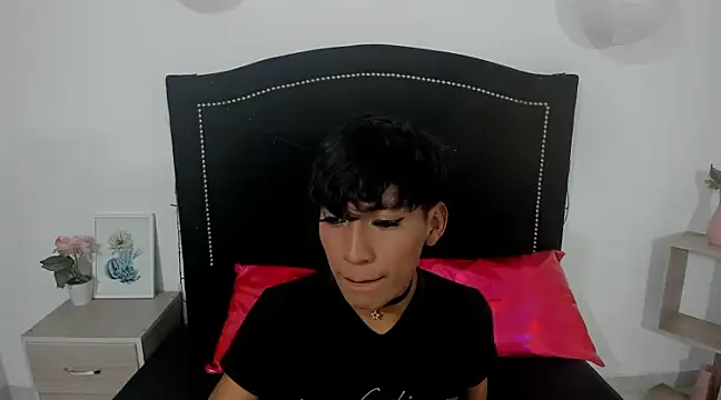 Snapshot of Natasha69 chatting on 5, 1, 2025 Natasha69 online show from 5, 1, 2025