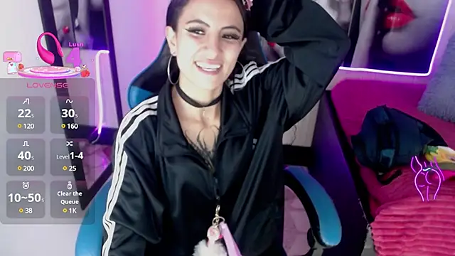 Anniee x online show from 12, 3, 2025