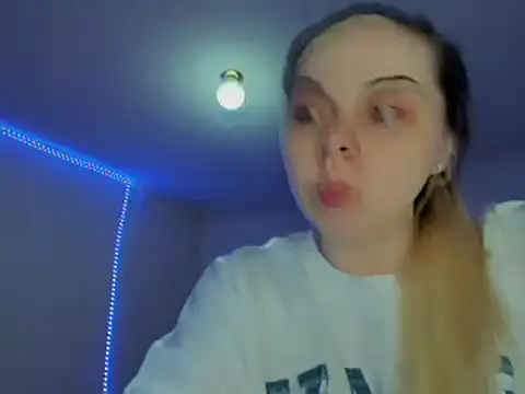 HappyIva online show from 4, 3, 2025