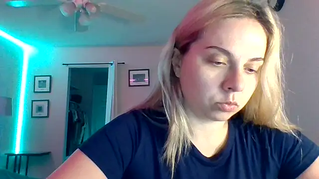 HappyIva online show from 22, 9, 2025