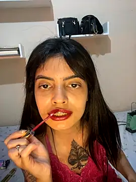 LawrencyLarry online show from 4, 12, 2025