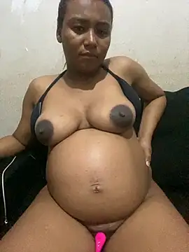 Snapshot of Mariaapimentinha chatting on 17, 10, 2025 Mariaapimentinha online show from 17, 10, 2025