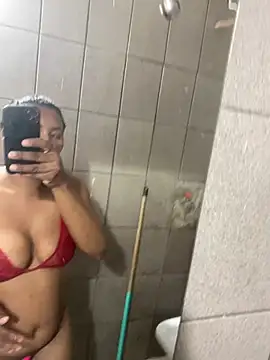 Snapshot of Mariaapimentinha chatting on 27, 4, 2026 Mariaapimentinha online show from 27, 4, 2026