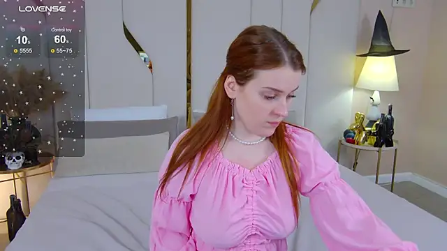 EllieGarson online show from 4, 11, 2025