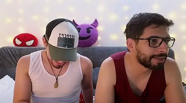 Snapshot of ErickBrant chatting on 5, 2, 2025 ErickBrant online show from 5, 2, 2025