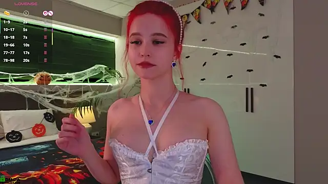 Rina Red online show from 30, 10, 2025