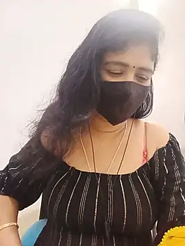 Snapshot of Lucky-Deepthi chatting on 13, 6, 2026 Lucky-Deepthi online show from 13, 6, 2026