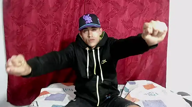 Snapshot of Cris_steban1 chatting on 6, 1, 2025 Cris steban1 online show from 6, 1, 2025