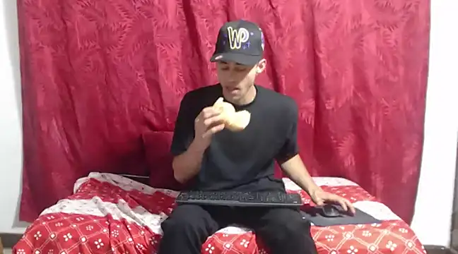 Snapshot of Cris_steban1 chatting on 10, 1, 2025 Cris steban1 online show from 10, 1, 2025