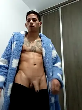 Snapshot of Mikeherz777 chatting on 22, 1, 2025 Mikeherz777 online show from 22, 1, 2025