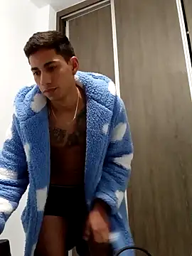 Snapshot of Mikeherz777 chatting on 29, 1, 2025 Mikeherz777 online show from 29, 1, 2025