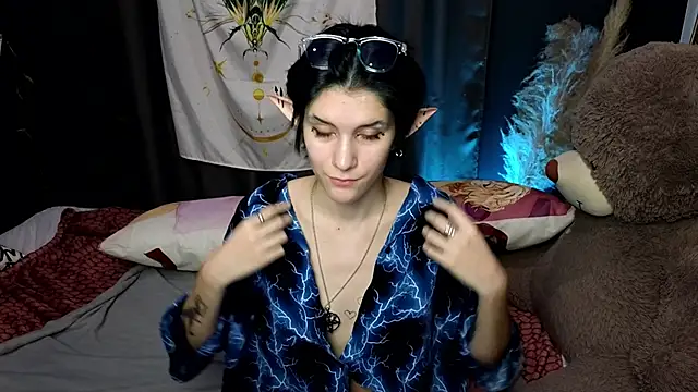 Snapshot of Hyeon_Jin chatting on 14, 1, 2025 Hyeon Jin online show from 14, 1, 2025